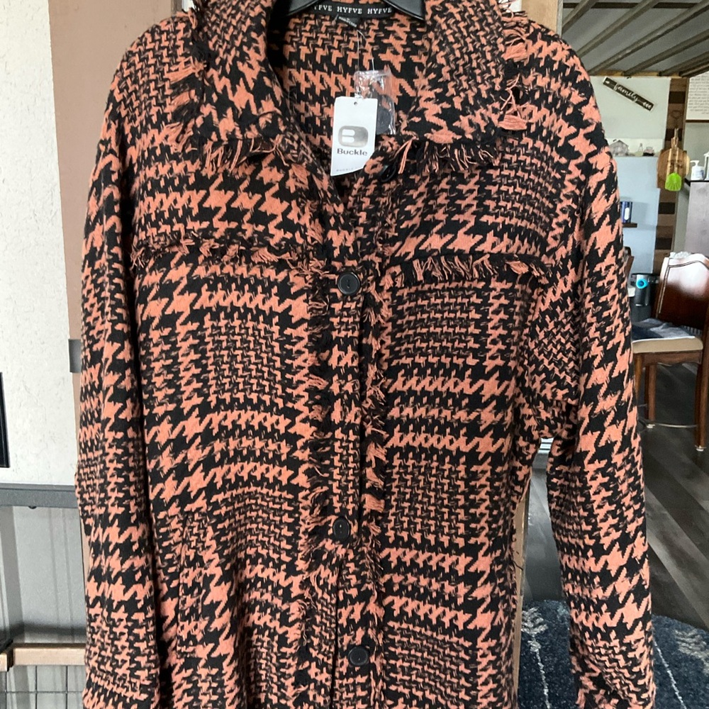 HYFVE Black & Coral Houndstooth Button-Up Blazer Jacket